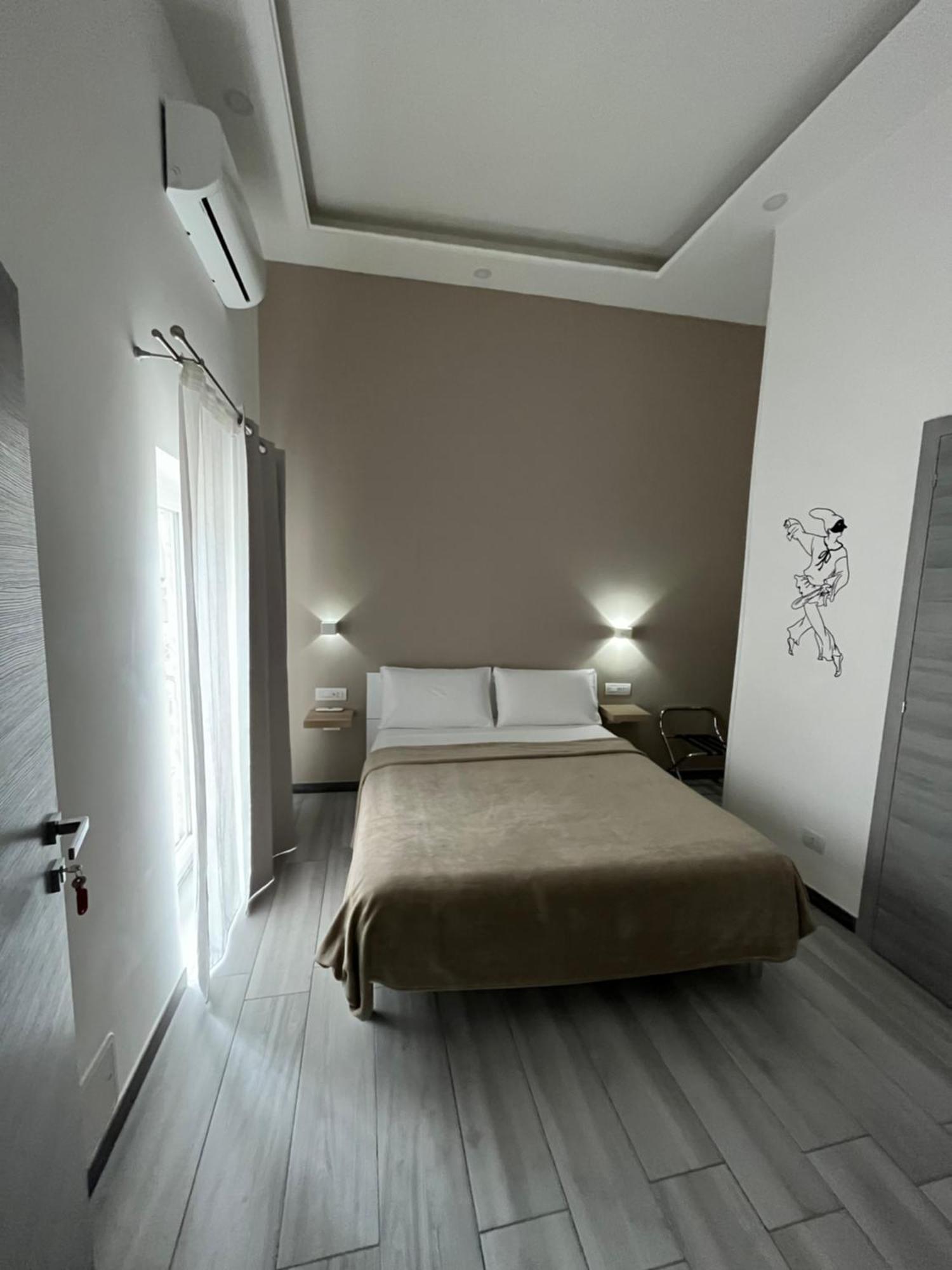 A Casa Di Gemma Bed & Breakfast Napoli Bagian luar foto